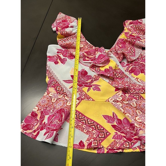 Sofia Jeans by Sofia Vergara floral wrap top blouse medium pink multi - Picture 11 of 12